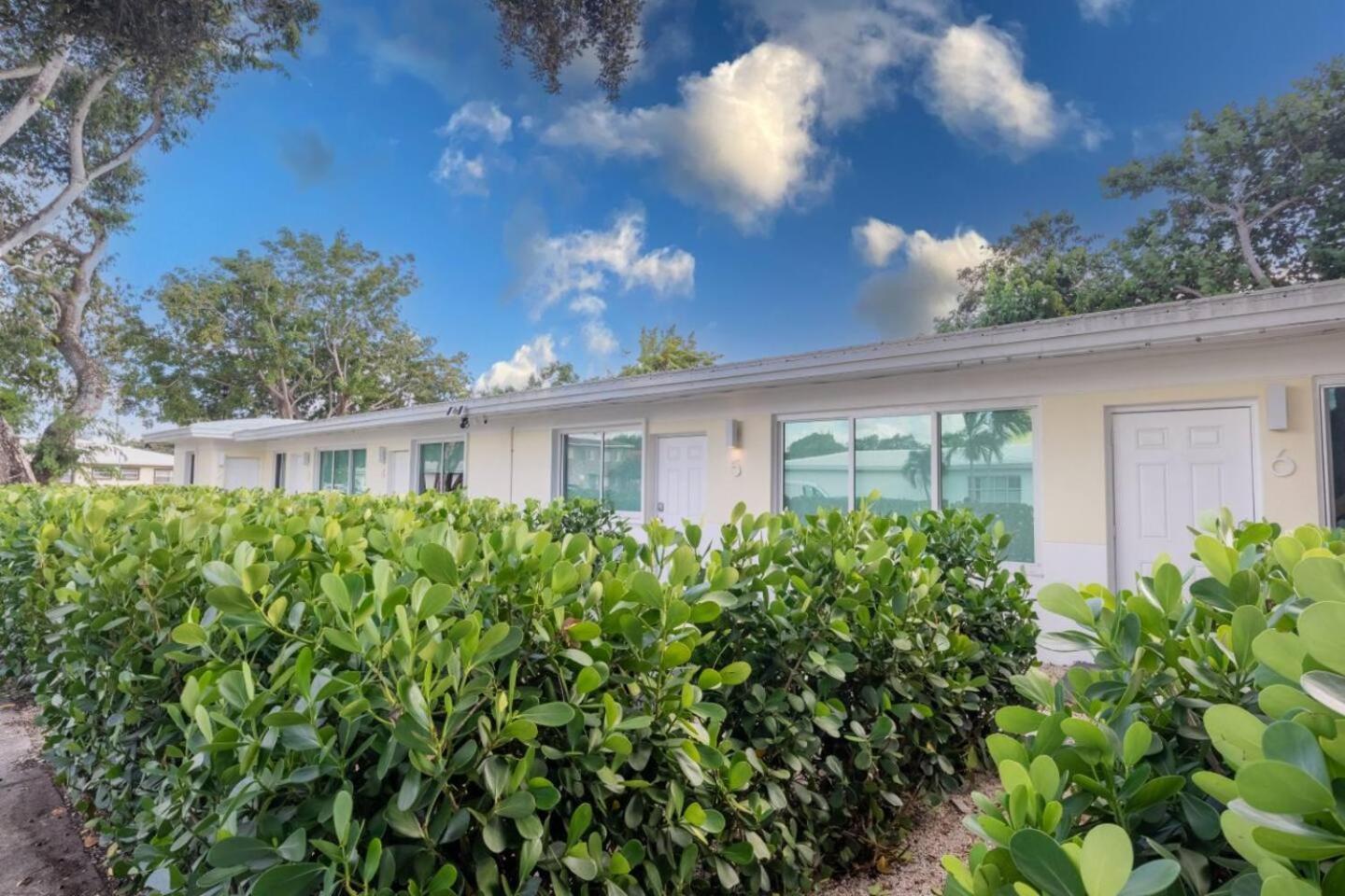 Stylish 2Bed Apartment El Portal Miami Exteriér fotografie